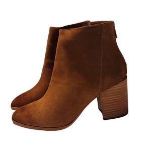 Aqua Women's Dante Suede Ankle Boots